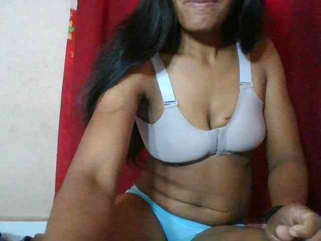 Keziah34 webcam