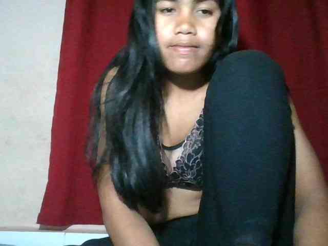 Keziah34 webcam