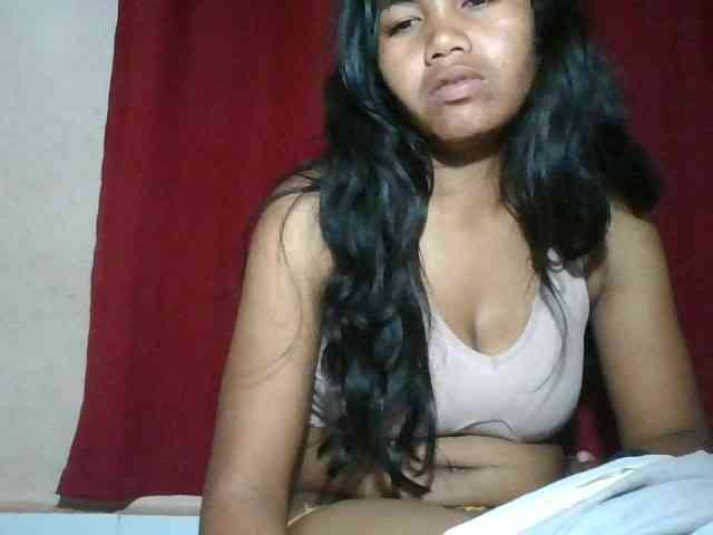 Keziah34 webcam