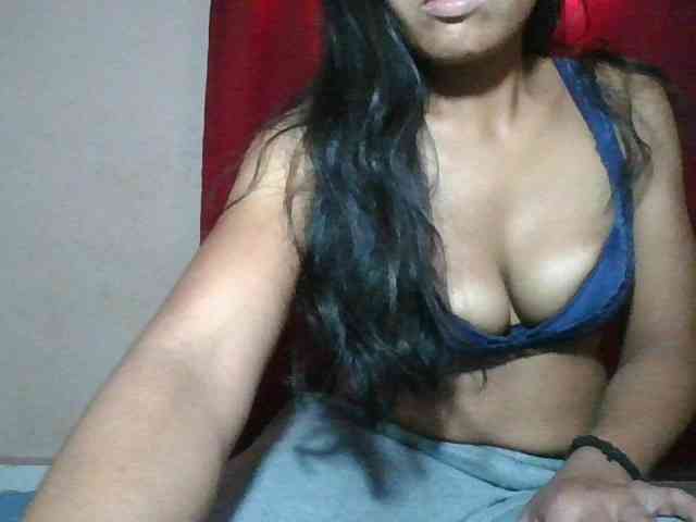 Keziah34 webcam