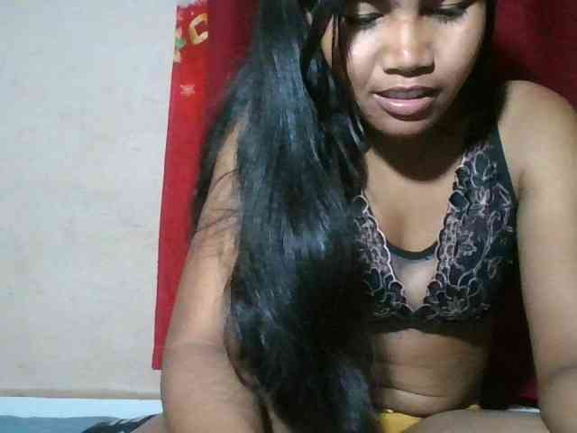 Keziah34 webcam