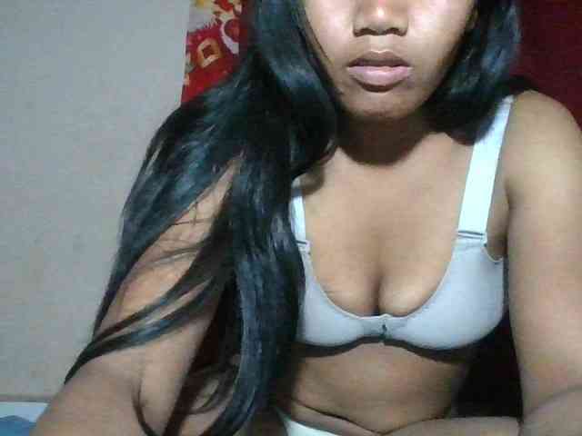 Keziah34 webcam