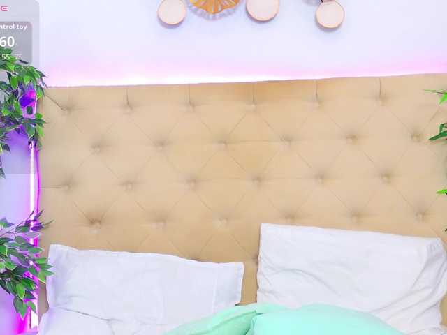 TemptingLuna live webcam show