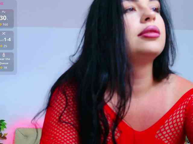 TemptingLuna webcam