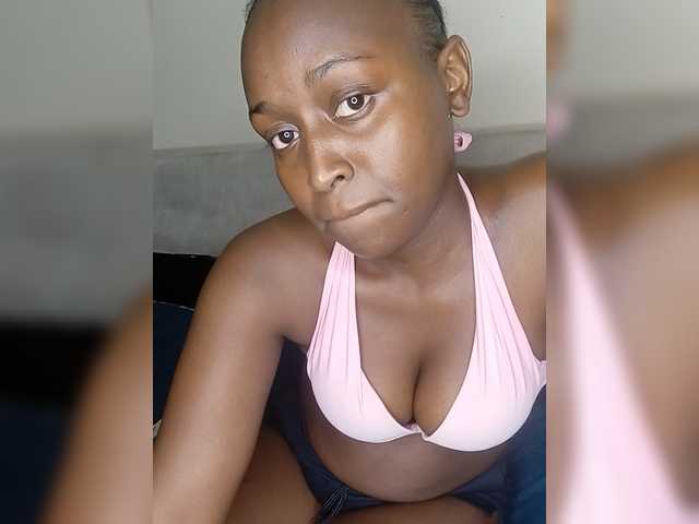 Sweetie1234 live webcam show
