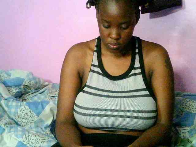 Sallyanne8 webcam
