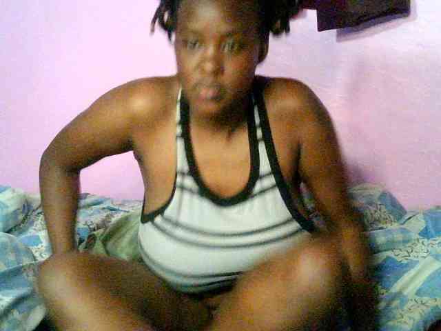 Sallyanne8 webcam
