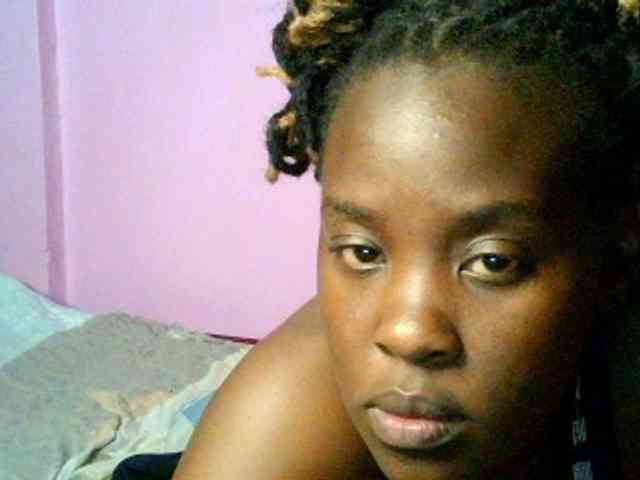 Sallyanne8 webcam