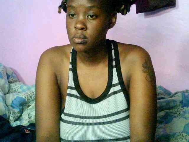 Sallyanne8 webcam