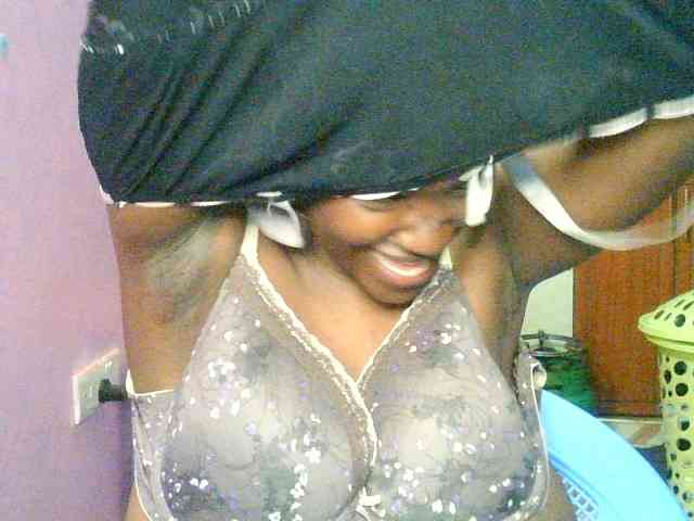 Sallyanne8 webcam