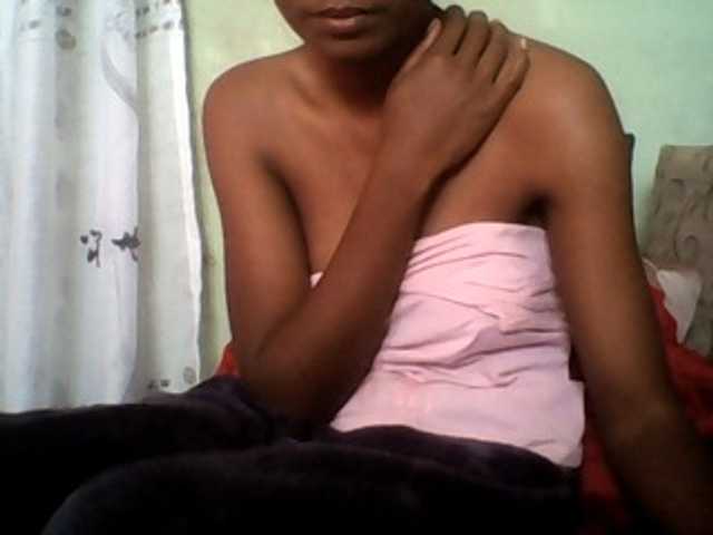 Kitiah live cam on BongaCams