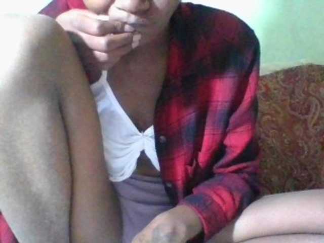 Kitiah live cam on BongaCams