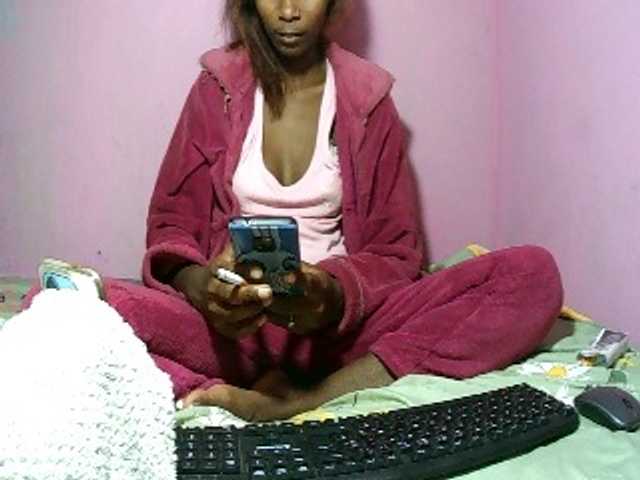 Kitiah live cam on BongaCams