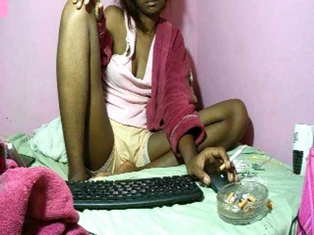 Kitiah live cam on BongaCams