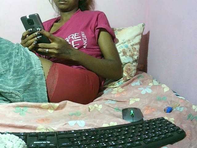 Kitiah live cam on BongaCams