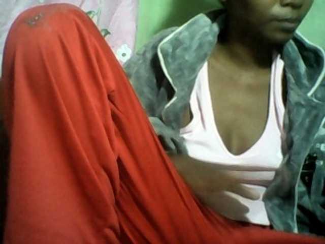 Kitiah live cam on BongaCams