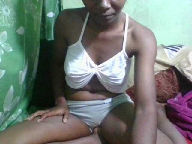 Kitiah live cam on BongaCams