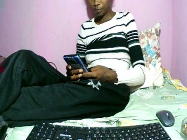 Kitiah live cam on BongaCams