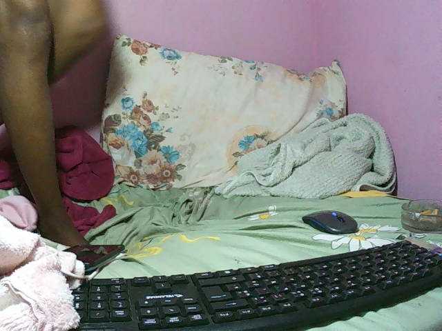 Kitiah live cam on BongaCams