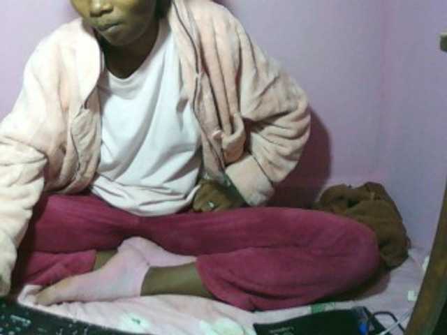 Kitiah live cam on BongaCams