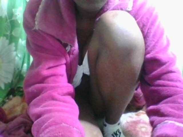 Kitiah live cam on BongaCams
