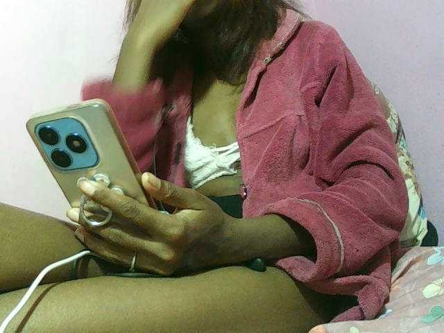 Kitiah live cam preview