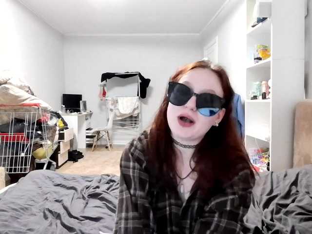 LoiseLovetto live cam on BongaCams