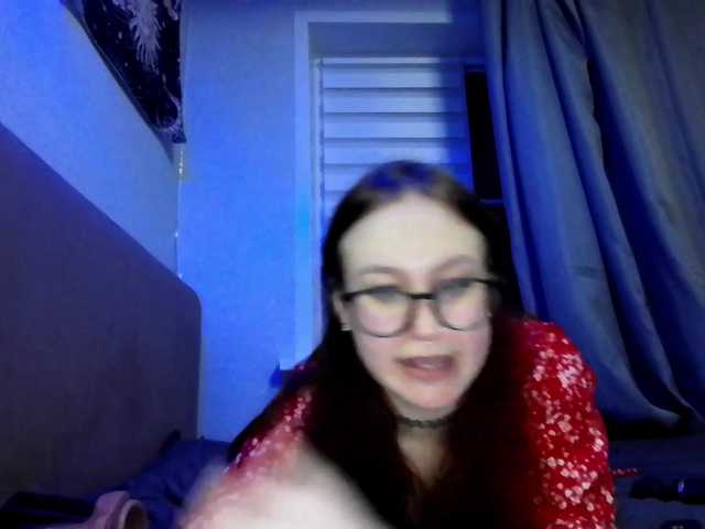LoiseLovetto live cam on BongaCams