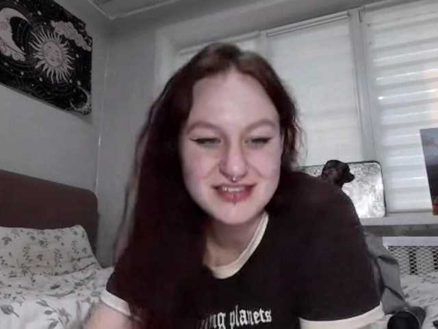 LoiseLovetto live webcam show