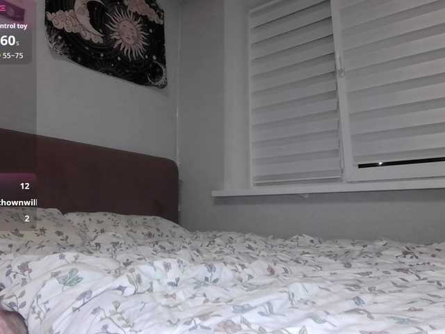 LoiseLovetto live cam on BongaCams