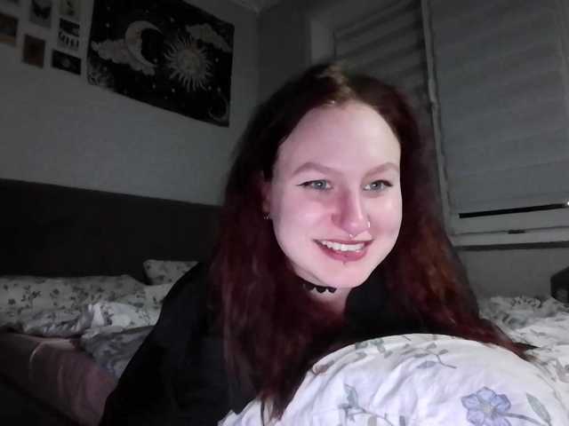 LoiseLovetto live cam on BongaCams