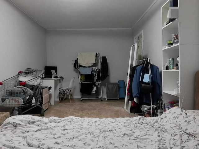 LoiseLovetto live cam on BongaCams