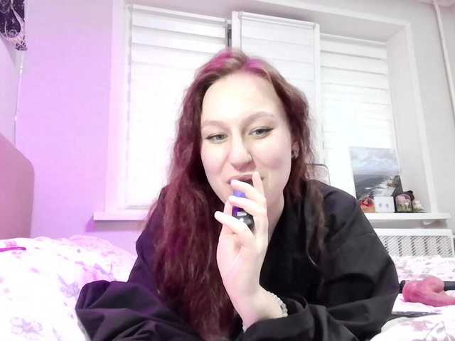 LoiseLovetto live webcam show