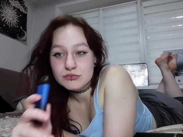 LoiseLovetto live webcam show