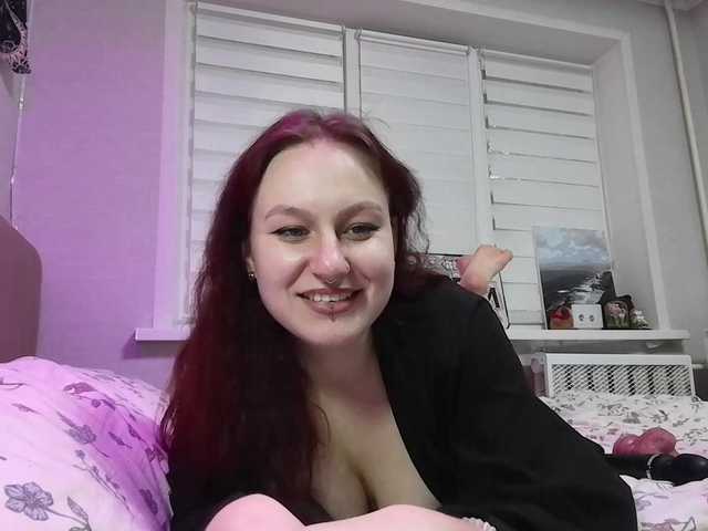 LoiseLovetto live cam on BongaCams
