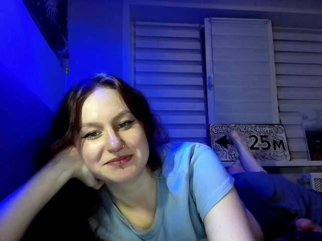 LoiseLovetto live cam on BongaCams