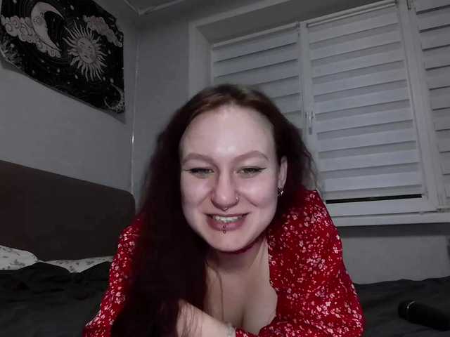 LoiseLovetto live cam on BongaCams