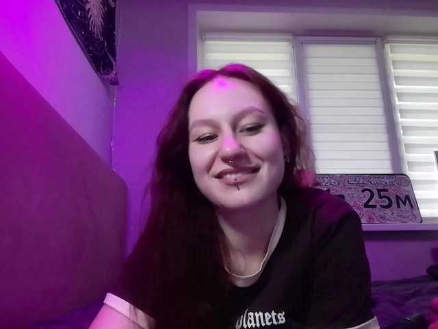 LoiseLovetto live cam on BongaCams