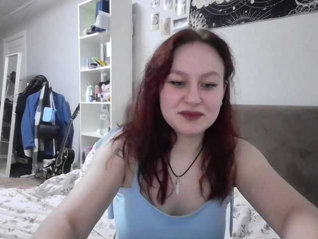 LoiseLovetto live cam on BongaCams