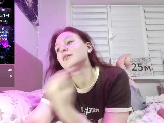 LoiseLovetto live cam on BongaCams