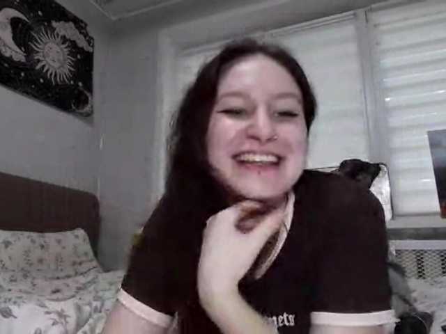 LoiseLovetto live cam on BongaCams