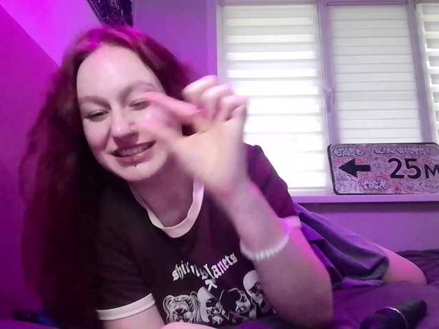 LoiseLovetto live cam on BongaCams