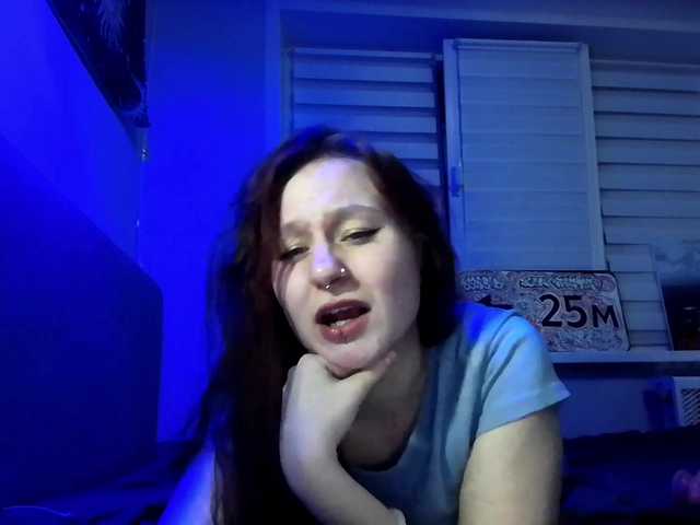 LoiseLovetto live cam on BongaCams