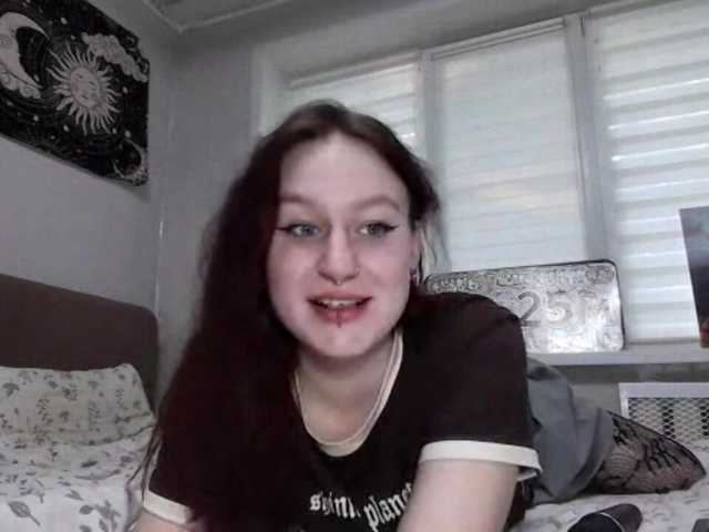 LoiseLovetto live webcam show
