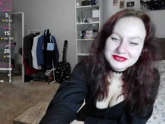 LoiseLovetto live cam on BongaCams