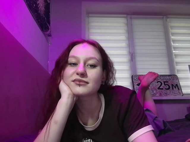 LoiseLovetto live cam on BongaCams
