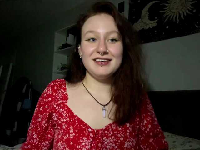 LoiseLovetto live cam on BongaCams