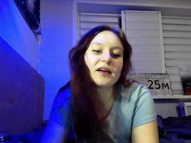 LoiseLovetto live cam on BongaCams