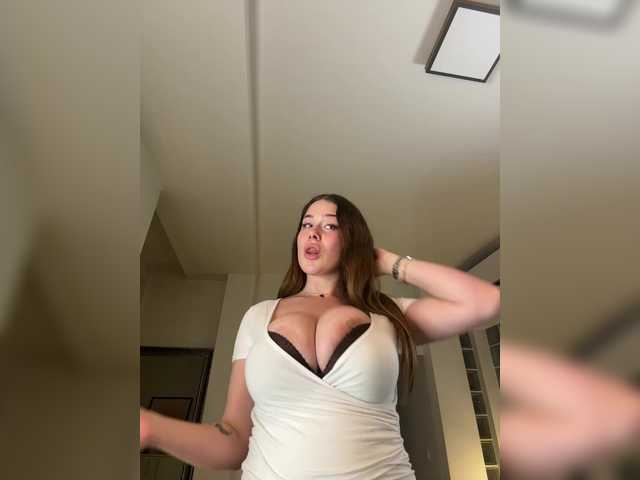 LupsiMupsi live cam on BongaCams