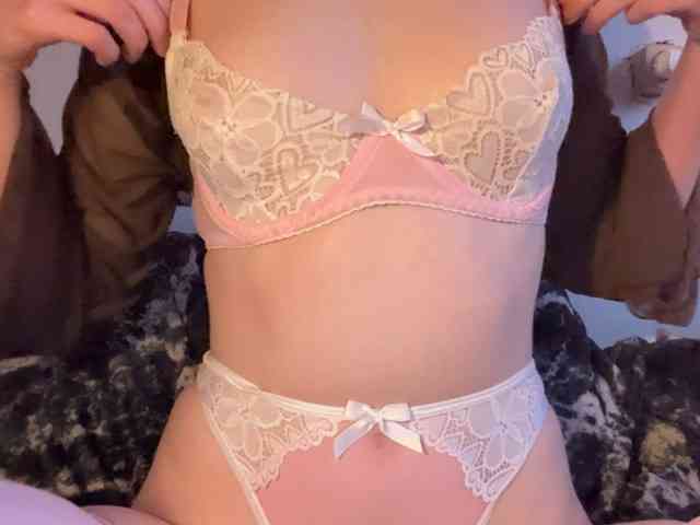 ellie-krnk webcam